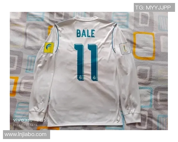 足球巨星贝尔球衣号数背后的故事与荣耀象征 足球巨星贝尔球衣号数背后的故事与荣耀象征