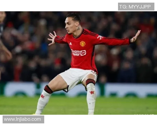 帅气与实力并存 足球场上最迷人的男球星大盘点